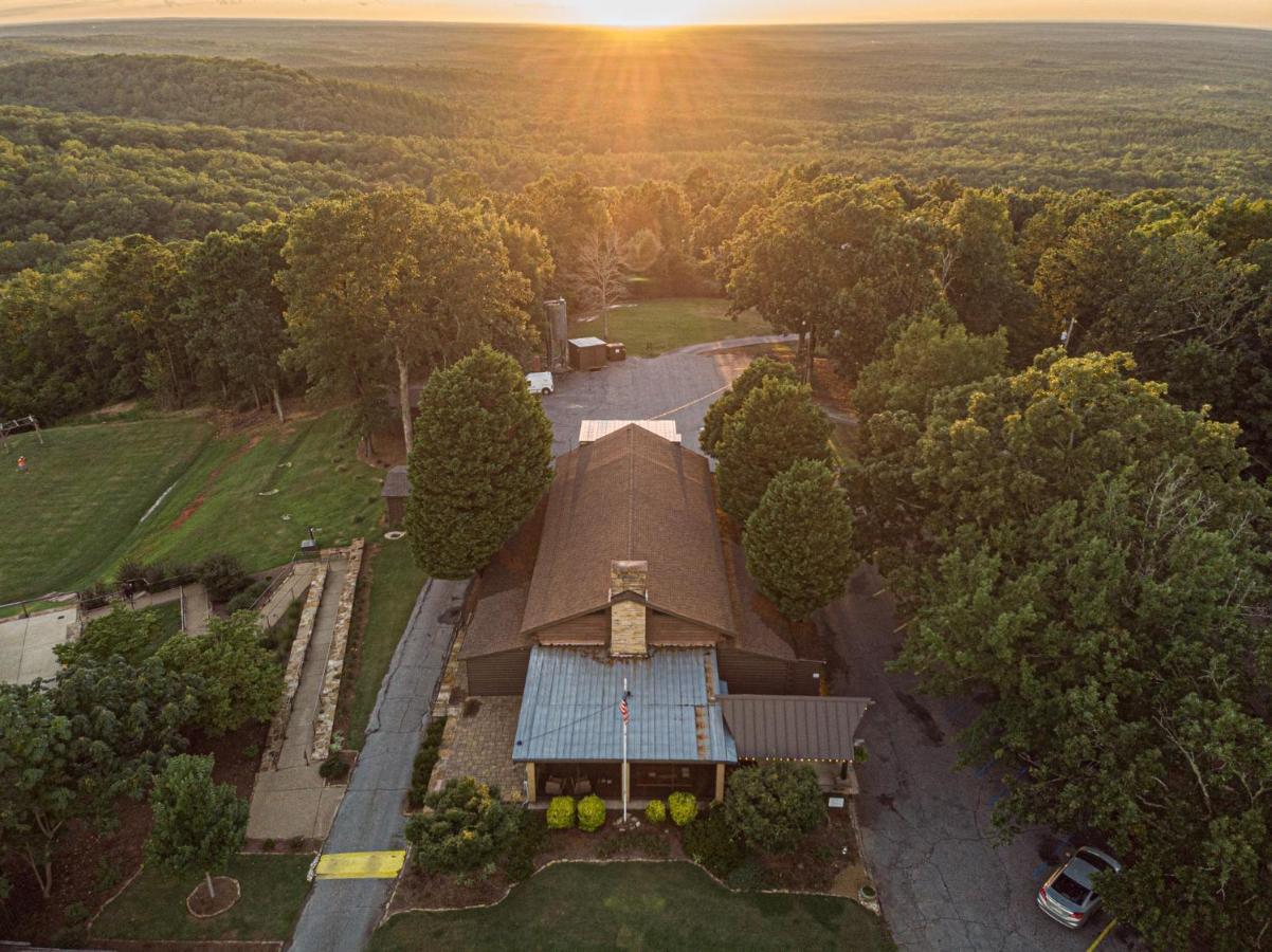 Mountain Top Inn And Resort Warm Springs Экстерьер фото